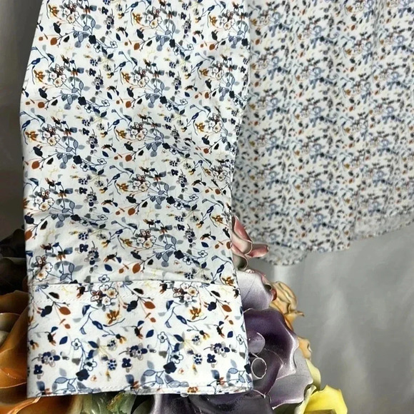 AKA Men shirt,size SM,NWT,slim fit ,100  cotton,career,white,small floral print. - Picture 2 of 16